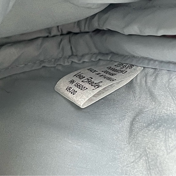 Vera Bradley Gray and Pink Floral Crossbody Bag adjustable strap. Pre-owned - Picture 5 of 7